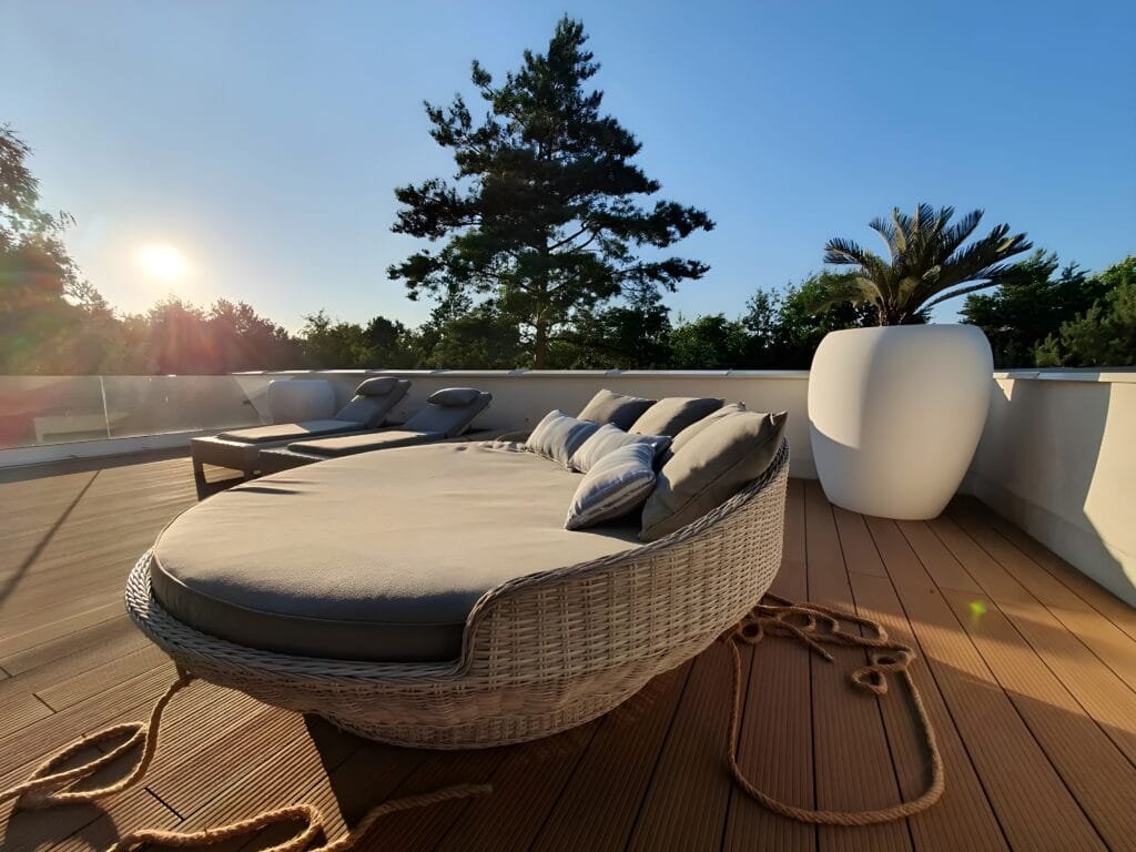 korsyka wiszaca okragla lezanka ogrodowa hq.jpg Home