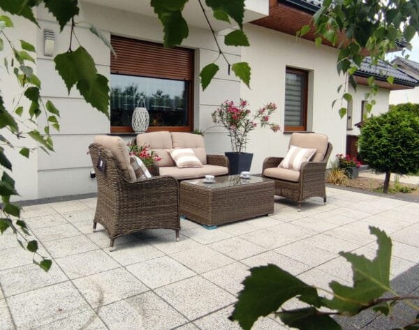 Zestaw mebli ogrodowych technorattan ARES na taras lub balkon - BRĄZOWY