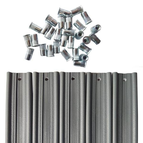Listwy pionowe do paneli ogrodzeniowych - 123cm x 250cm - ANTRACYT (44-62mm) 6 przygotuj listwy i tulejki Listwy pionowe do paneli ogrodzeniowych - 123cm x 250cm - ANTRACYT (44-62mm)