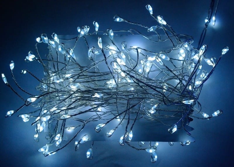 Girlandy świetlne oświetlenie świąteczne 5 metrów zewnętrzne 200 LED Światło stałe - Zimny Biały 11 bd964a8fc4e19b16892aec8c9bb3d031