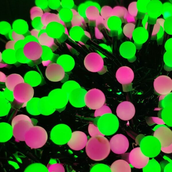 Niezbędne produkty do zorganizowania tradycyjnych Świąt – nie tylko lampki świąteczne 3 2672375e35259aae5db954f5bfd75237